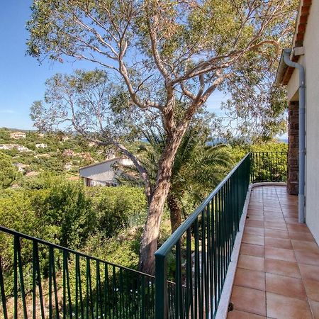 Villa Cavalaire Sur Mer מראה חיצוני תמונה